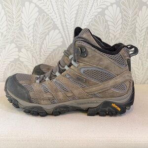 Merrell Moab Hiking Boots 8.5